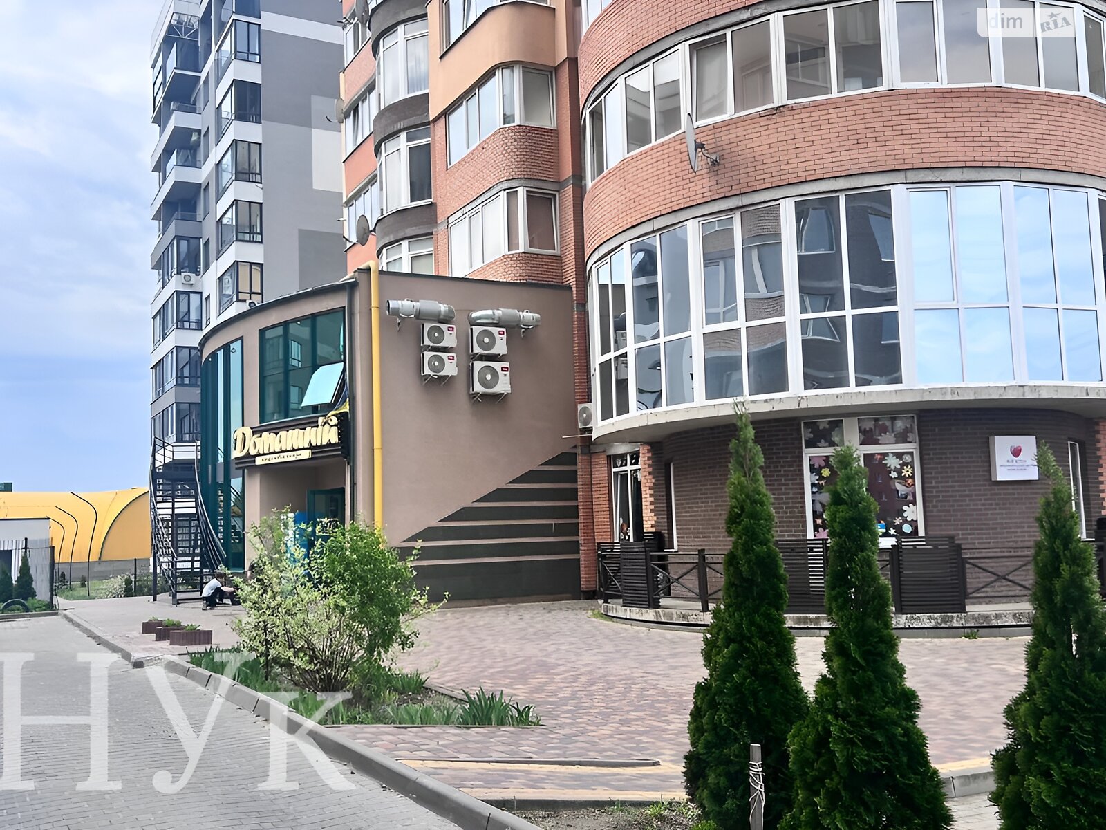 Продажа двухкомнатной квартиры в Луцке, на ул. Олеся Гончара 3, район 55 микрорайон фото 1 Продажа двухкомнатной квартиры в Луцке, на ул. Олеся Гончара 3, район 55 микрорайон фото 1