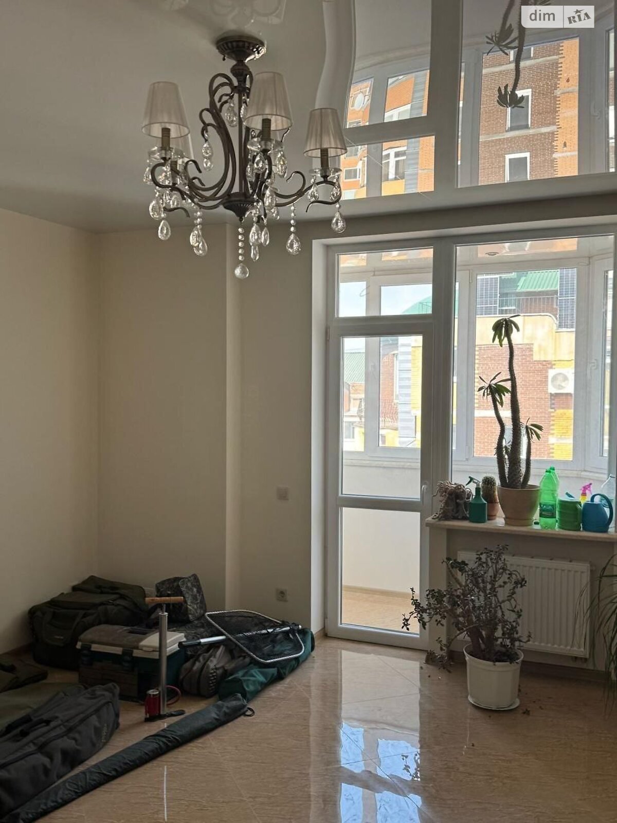 Продаж трикімнатної квартири в Луцьку, на вул. Олеся Гончара 3, район 55 мікрорайон фото 1