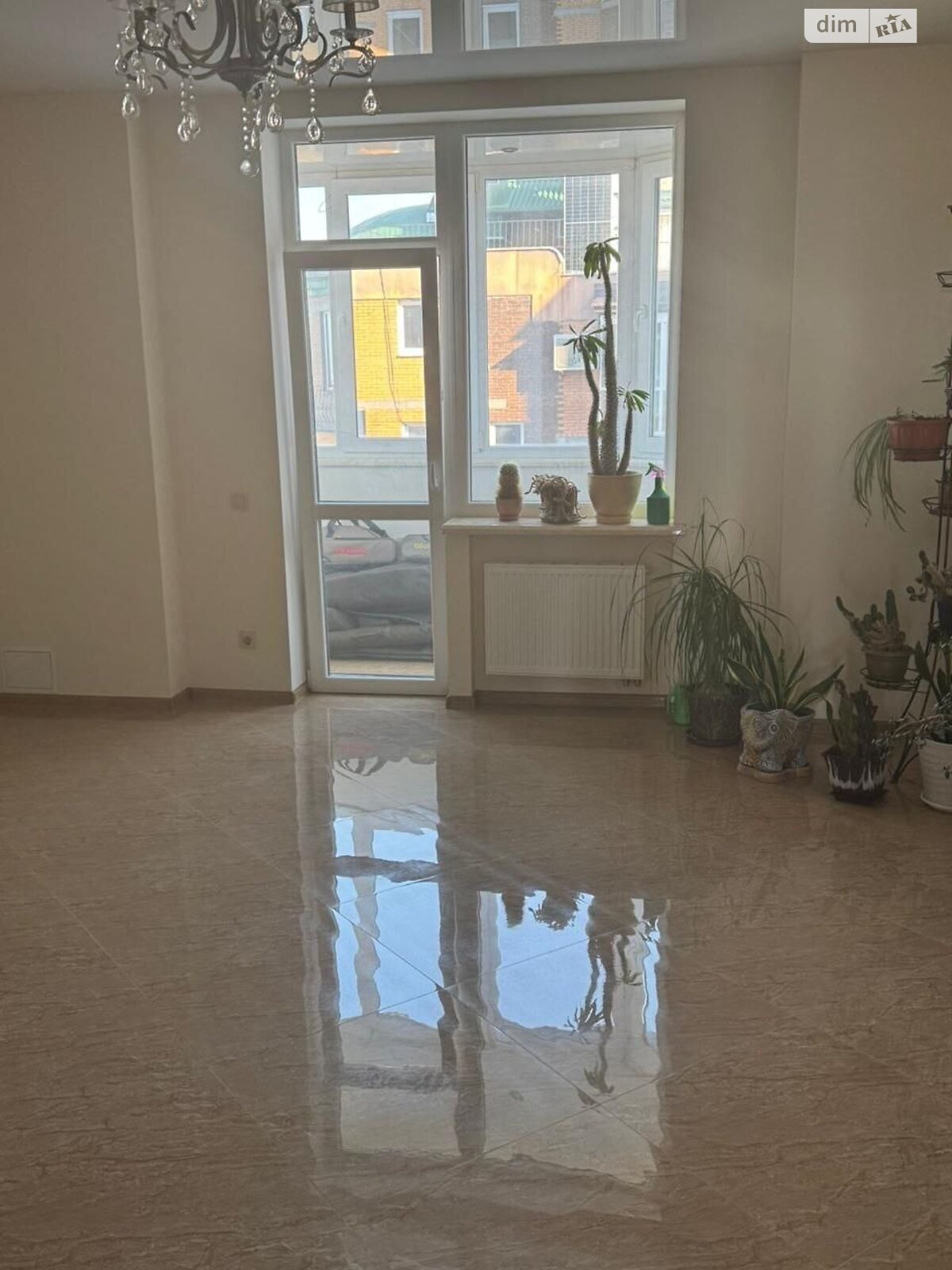 Продаж трикімнатної квартири в Луцьку, на вул. Олеся Гончара 3, район 55 мікрорайон фото 1