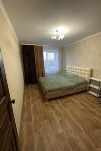 Продаж двокімнатної квартири в Луцьку, на вул. Свободи 16, район Балка фото 2