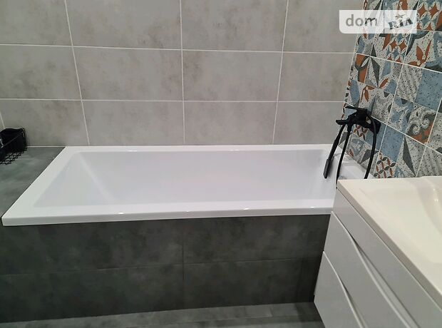 Продажа двухкомнатной квартиры в Луцке, на ул. Спутника 8a район Гнидава фото 1 Продажа двухкомнатной квартиры в Луцке, на ул. Спутника 8a район Гнидава фото 1