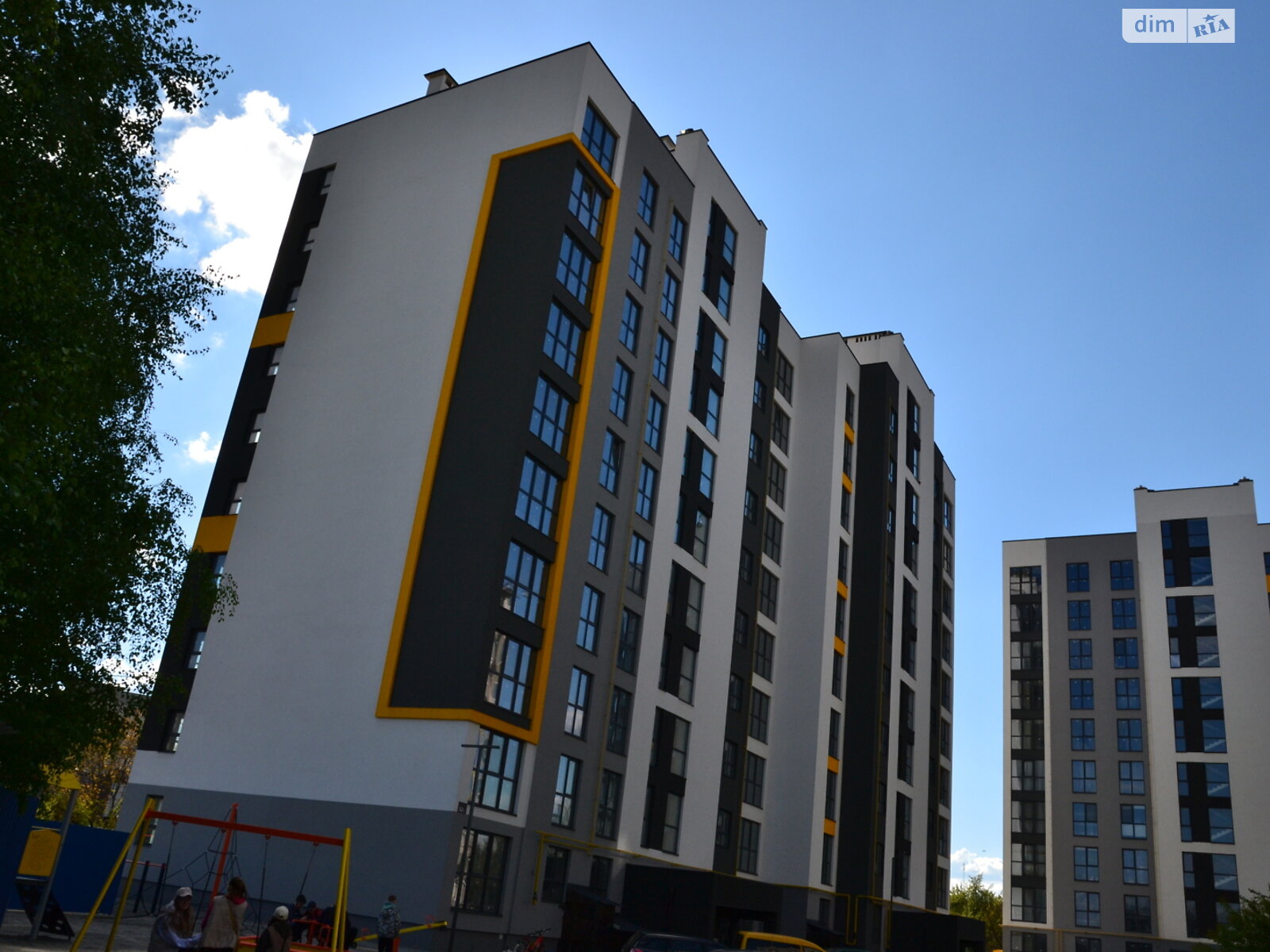 Продажа трехкомнатной квартиры в Луцке, на ул. Даньшина, кв. 29, район ГПЗ фото 1