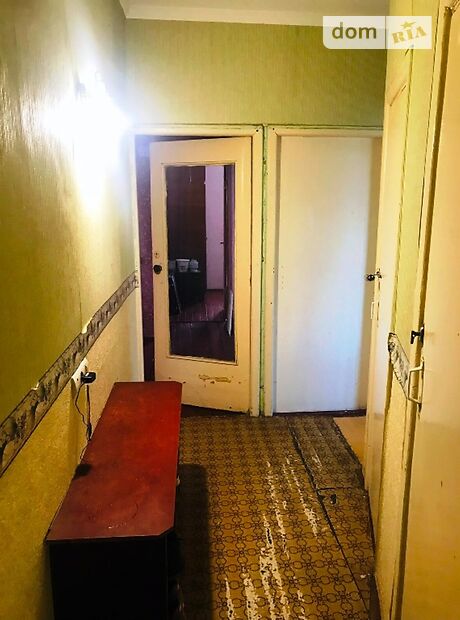 Продажа четырехкомнатной квартиры в Луцке, на ул. Мамсурова 6, кв. 21, район ГПЗ фото 1 Продажа четырехкомнатной квартиры в Луцке, на ул. Мамсурова 6, кв. 21, район ГПЗ фото 1