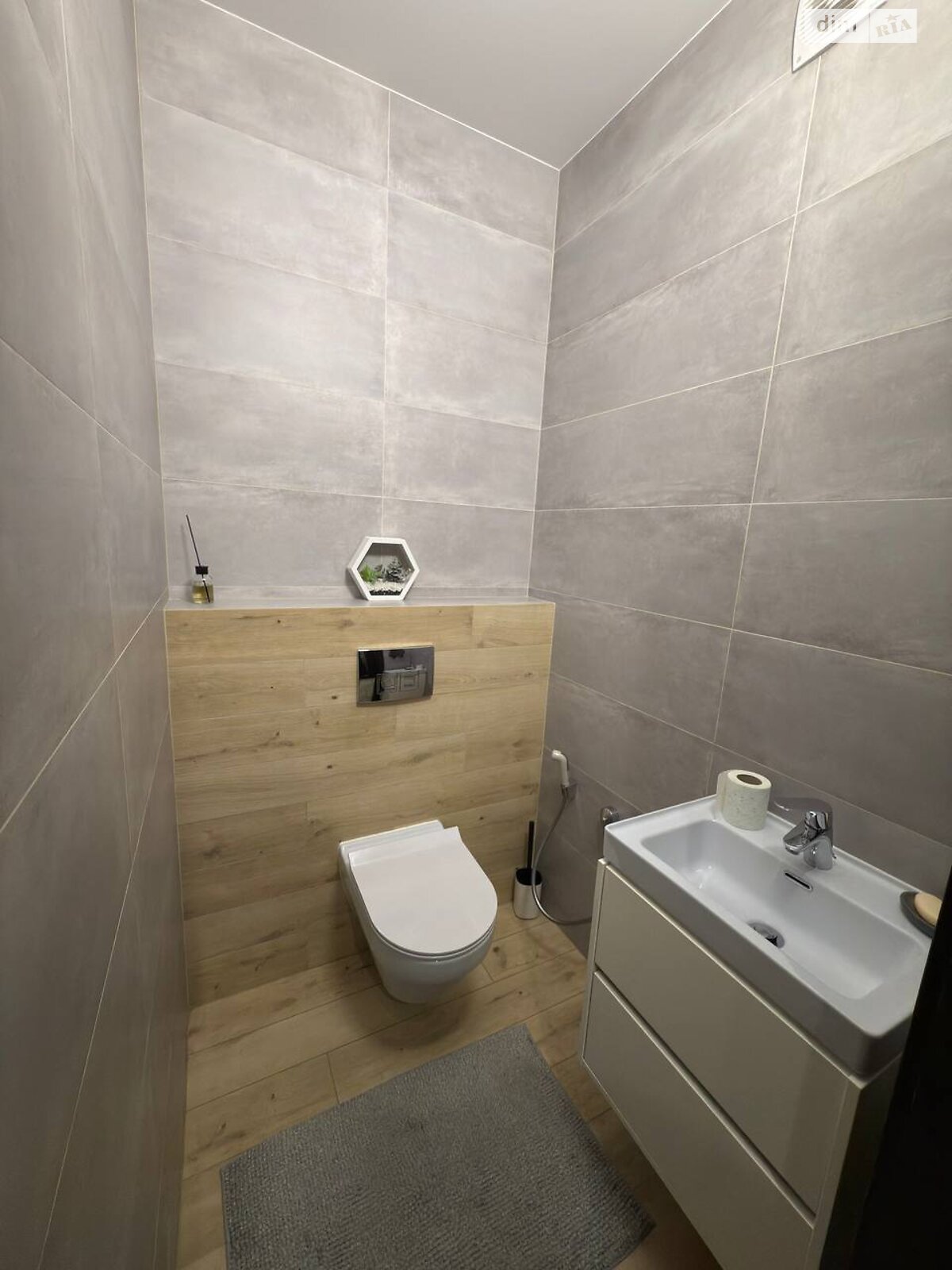 Продажа двухкомнатной квартиры в Луцке, на ул. Конякина 3А, район Гуща фото 1