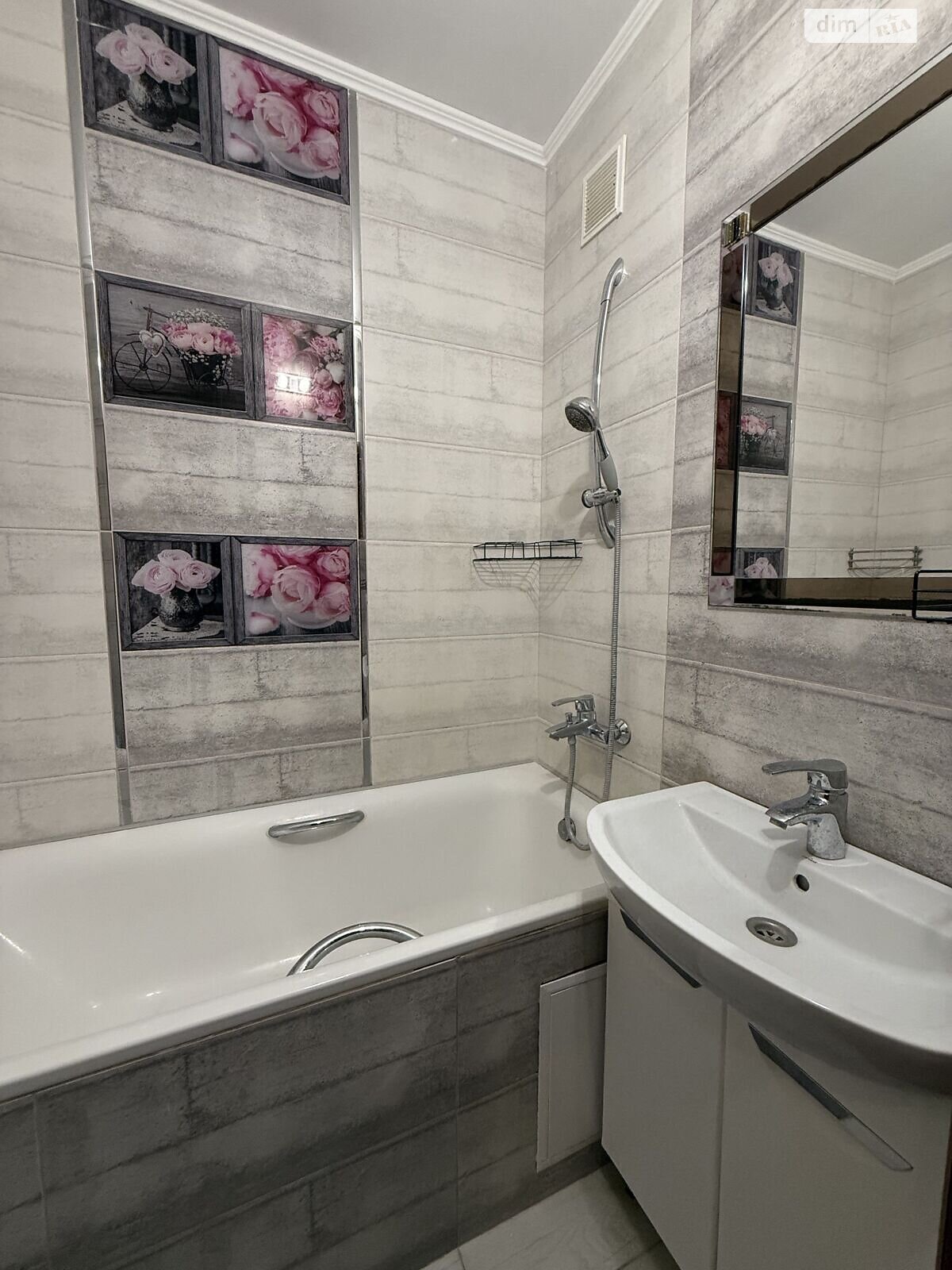 Продаж трикімнатної квартири в Луцьку, на вул. Чернишевського 39А, район Кічкарівка фото 1