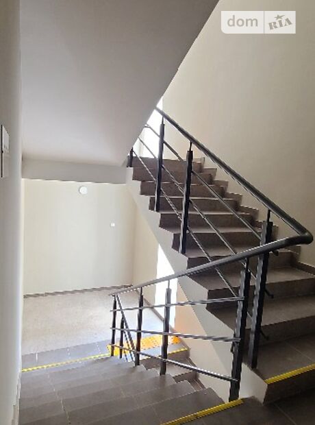 Продажа двухкомнатной квартиры в Луцке, на ул. Школьная район Кичкаревка фото 1 Продажа двухкомнатной квартиры в Луцке, на ул. Школьная район Кичкаревка фото 1