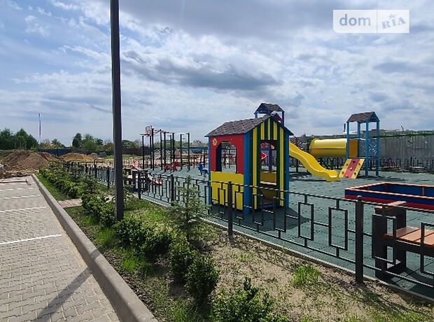 Продажа двухкомнатной квартиры в Луцке, на ул. Школьная район Кичкаревка фото 1 Продажа двухкомнатной квартиры в Луцке, на ул. Школьная район Кичкаревка фото 1
