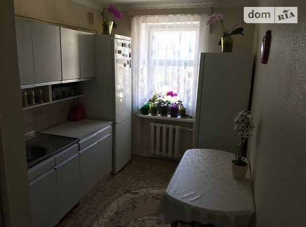 Продаж чотирикімнатної квартири в Луцьку на вул. Ковельська район Красне фото 1