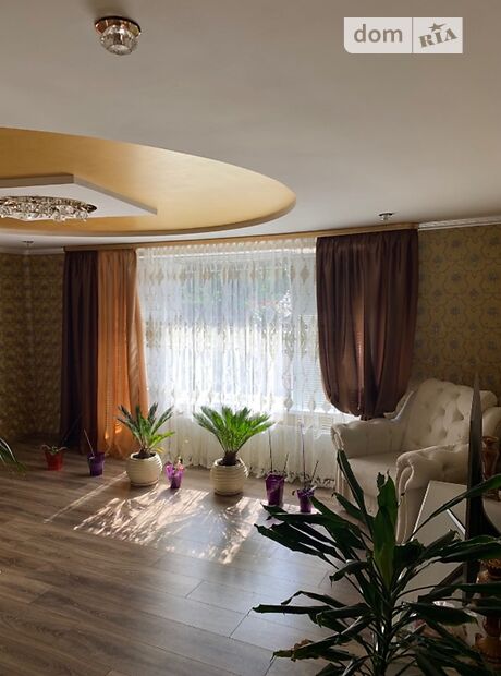Продаж чотирикімнатної квартири в Луцьку, на Першотравнева 18а, район Липини фото 1 Продаж чотирикімнатної квартири в Луцьку, на Першотравнева 18а, район Липини фото 1