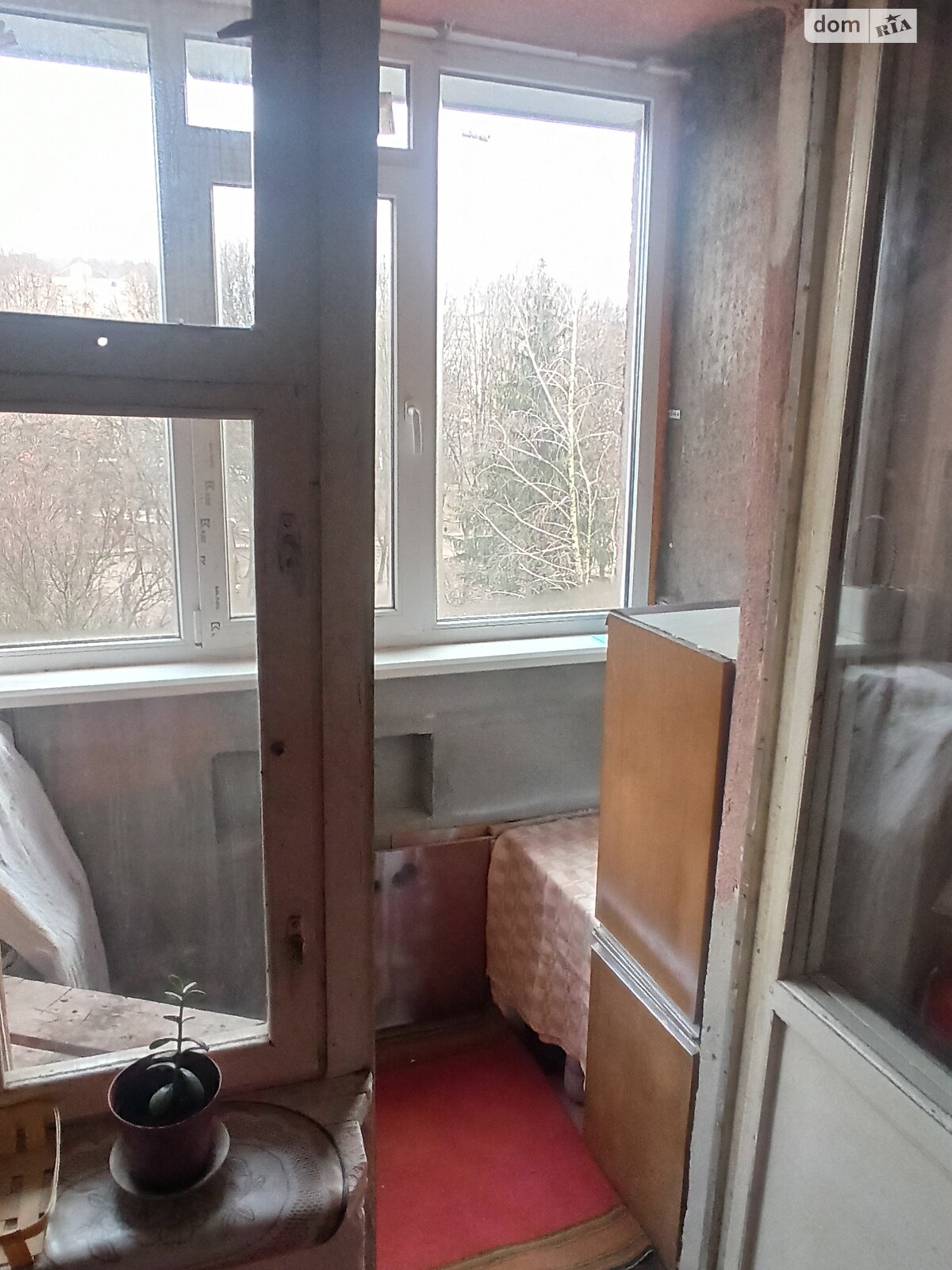 Продажа трехкомнатной квартиры в Луцке, на просп. Соборности 20А, кв. 88, район 33 микрорайон фото 1