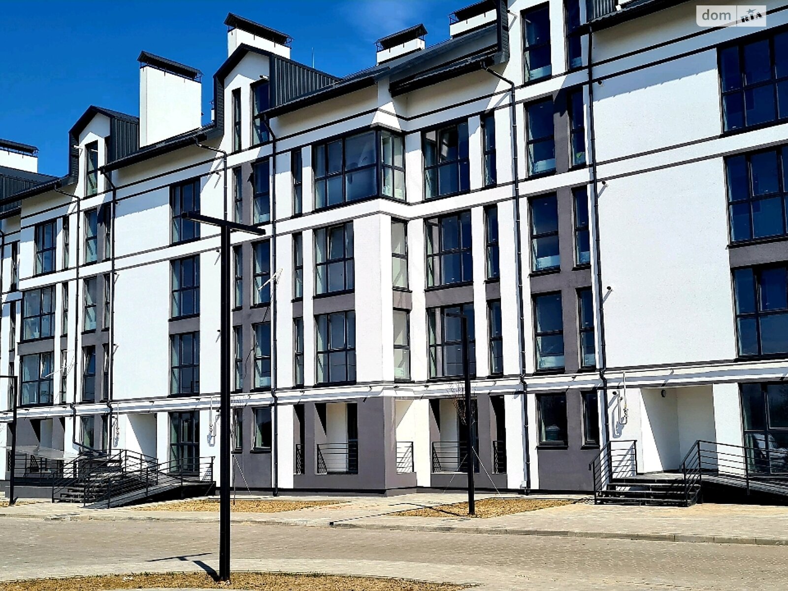 Продажа четырехкомнатной квартиры в Луцке, на ул. Мира 5, район Теремно фото 1