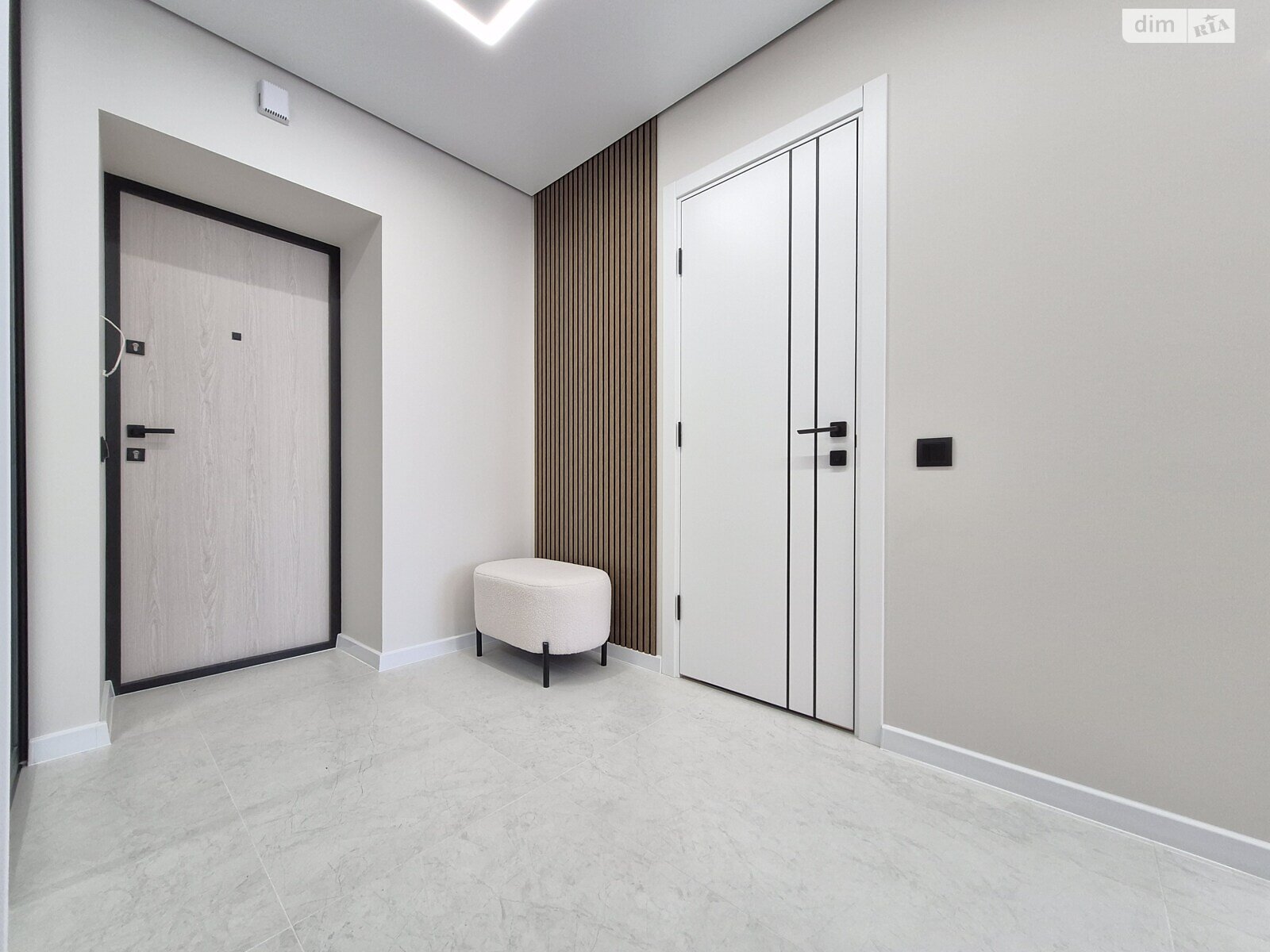 Продаж однокімнатної квартири в Луцьку, на вул. Рівненська, район Теремно фото 1 Продаж однокімнатної квартири в Луцьку, на вул. Рівненська, район Теремно фото 1