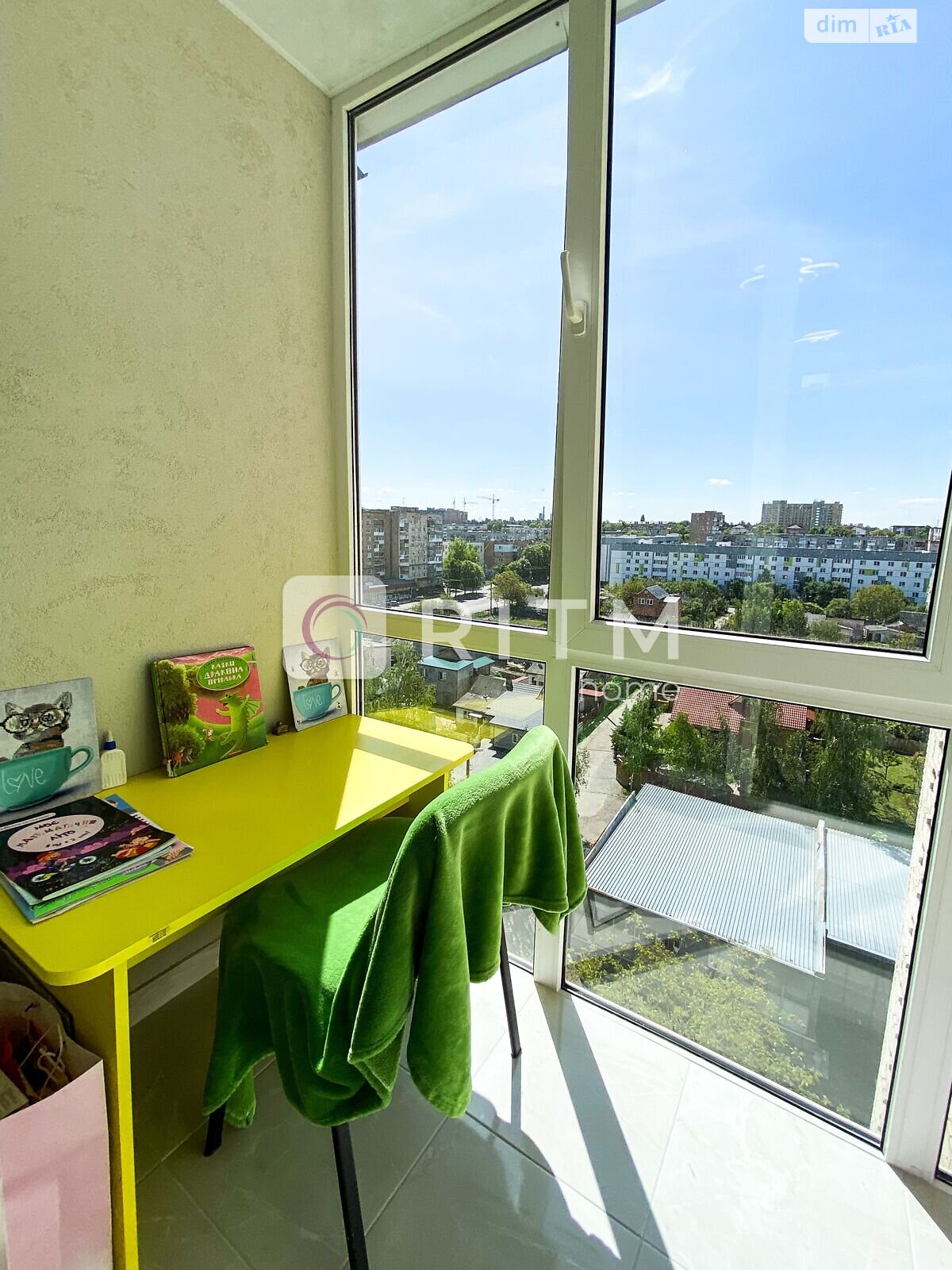 Продажа трехкомнатной квартиры в Луцке, на просп. Возрождение 9, район Теремно фото 1 Продажа трехкомнатной квартиры в Луцке, на просп. Возрождение 9, район Теремно фото 1