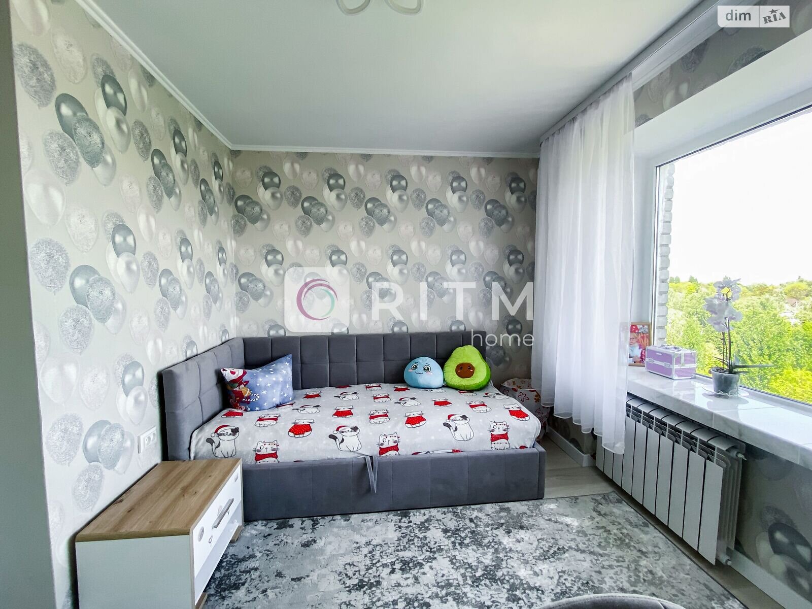 Продажа трехкомнатной квартиры в Луцке, на просп. Возрождение 9, район Теремно фото 1 Продажа трехкомнатной квартиры в Луцке, на просп. Возрождение 9, район Теремно фото 1