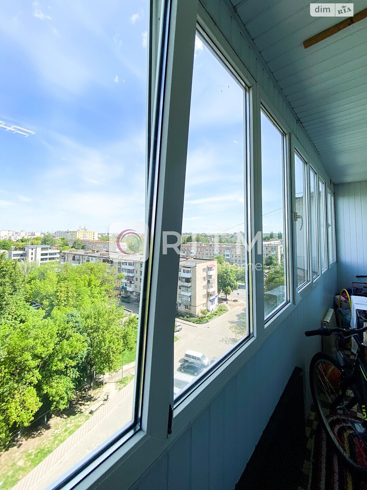 Продажа трехкомнатной квартиры в Луцке, на просп. Возрождение 9, район Теремно фото 1 Продажа трехкомнатной квартиры в Луцке, на просп. Возрождение 9, район Теремно фото 1