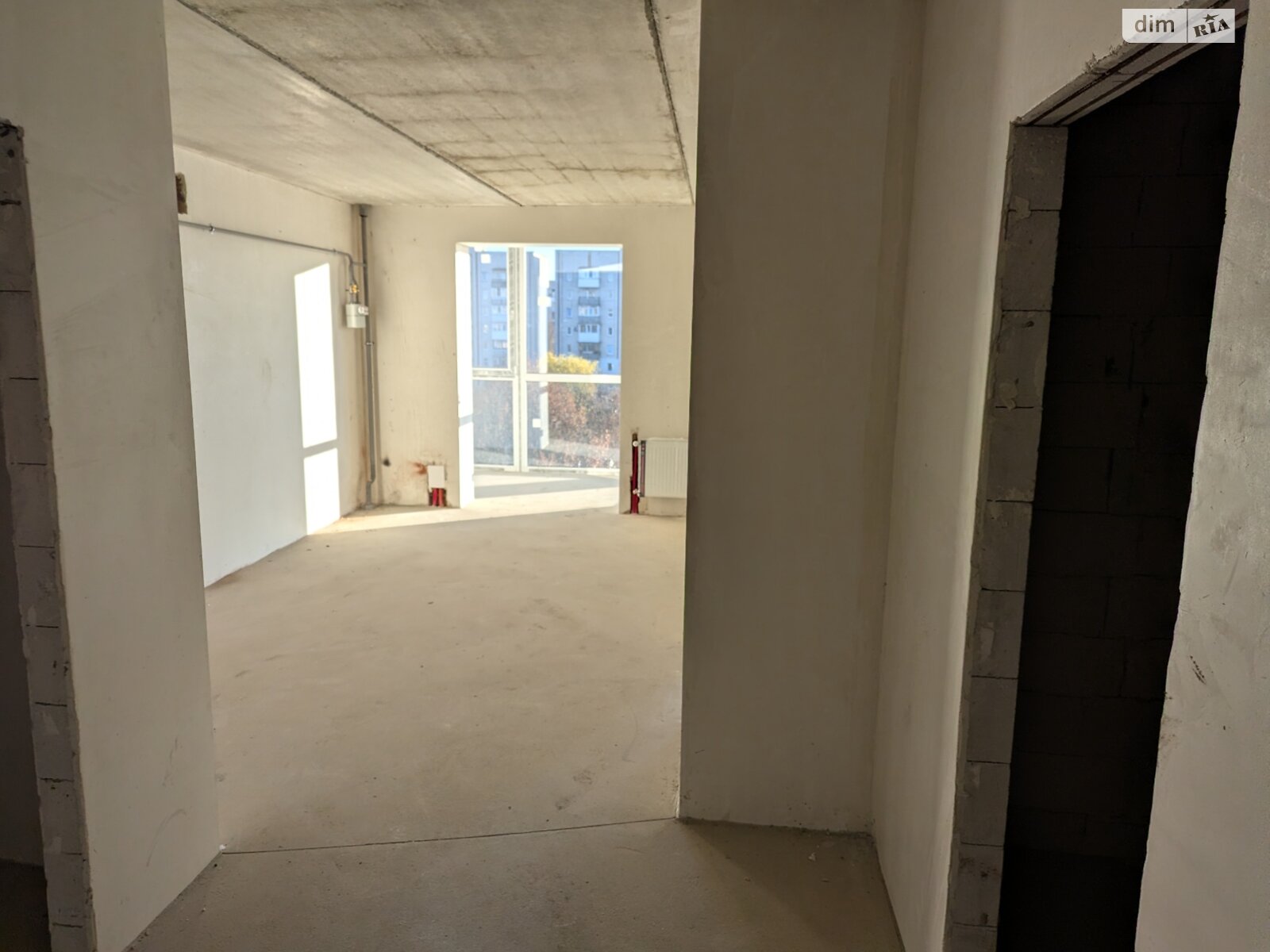 Продажа однокомнатной квартиры в Луцке, на просп. Возрождение 32, кв. 27, район Теремно фото 1