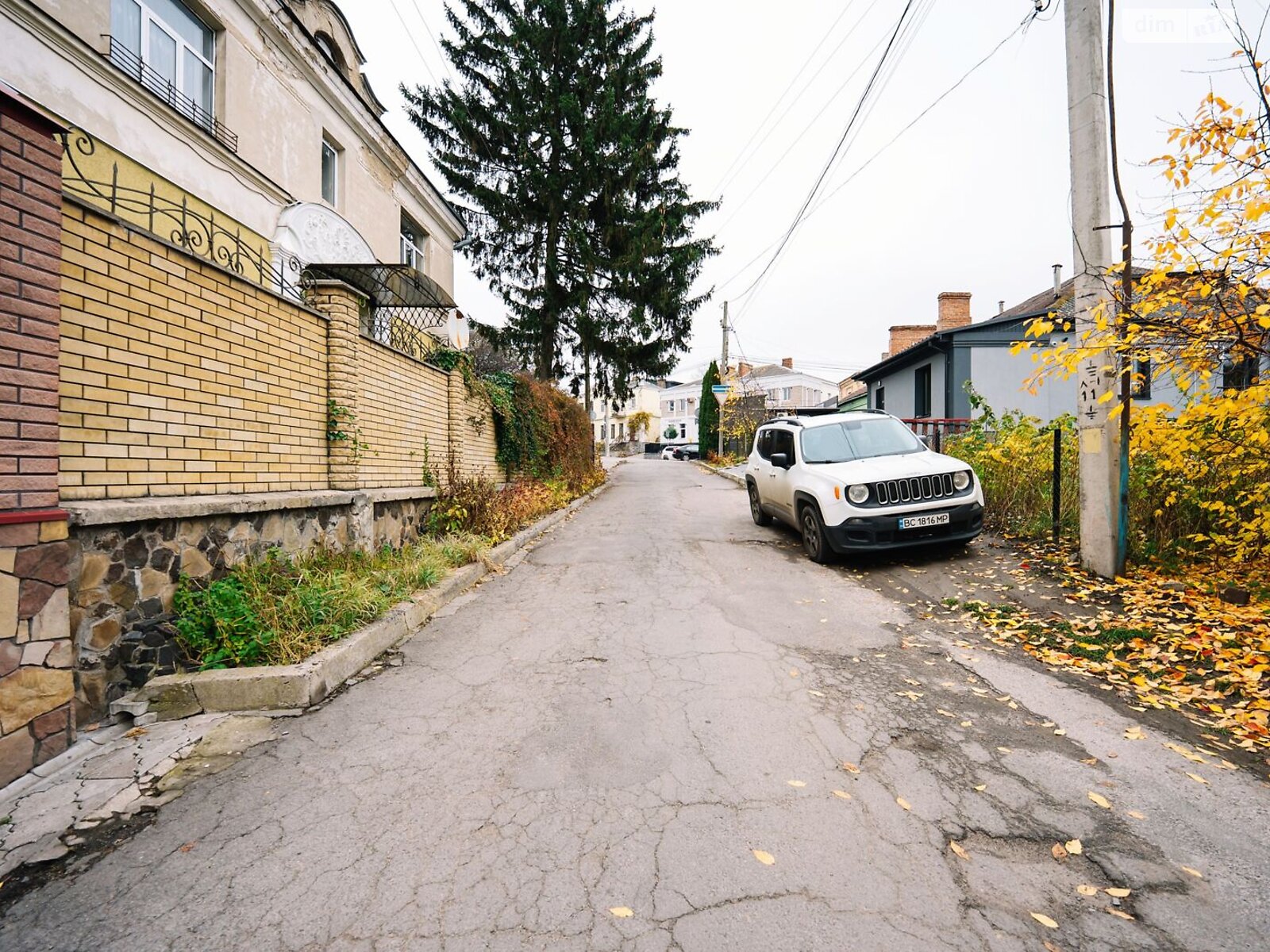 Продажа пятикомнатной квартиры в Луцке, на ул. Александра Валенты 6, кв. 5, район Центр фото 1