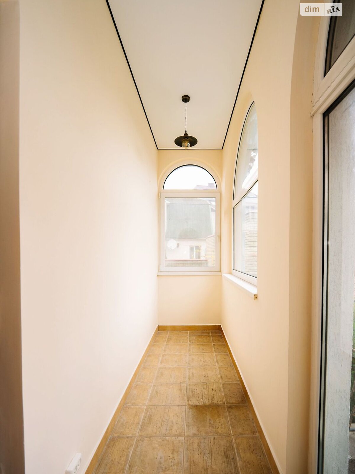 Продажа пятикомнатной квартиры в Луцке, на ул. Александра Валенты 6, кв. 5, район Центр фото 1