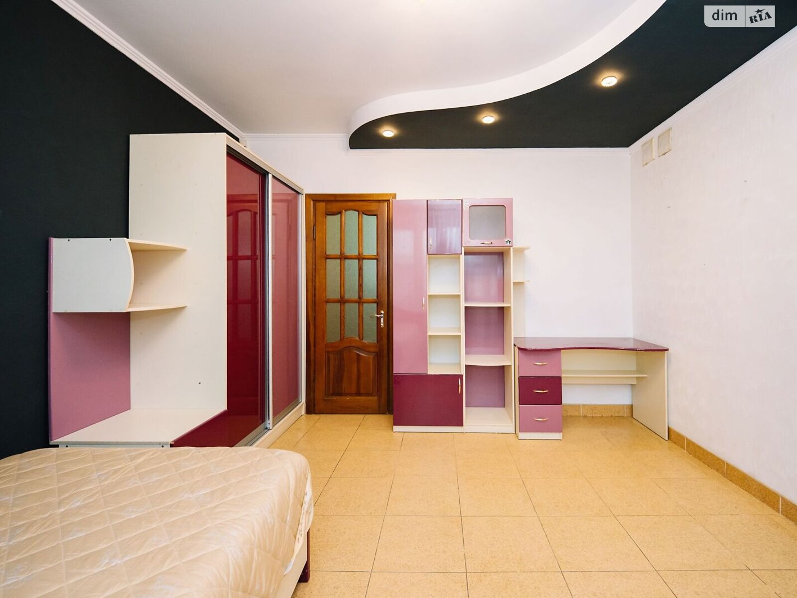 Продажа пятикомнатной квартиры в Луцке, на ул. Александра Валенты 6, кв. 5, район Центр фото 1