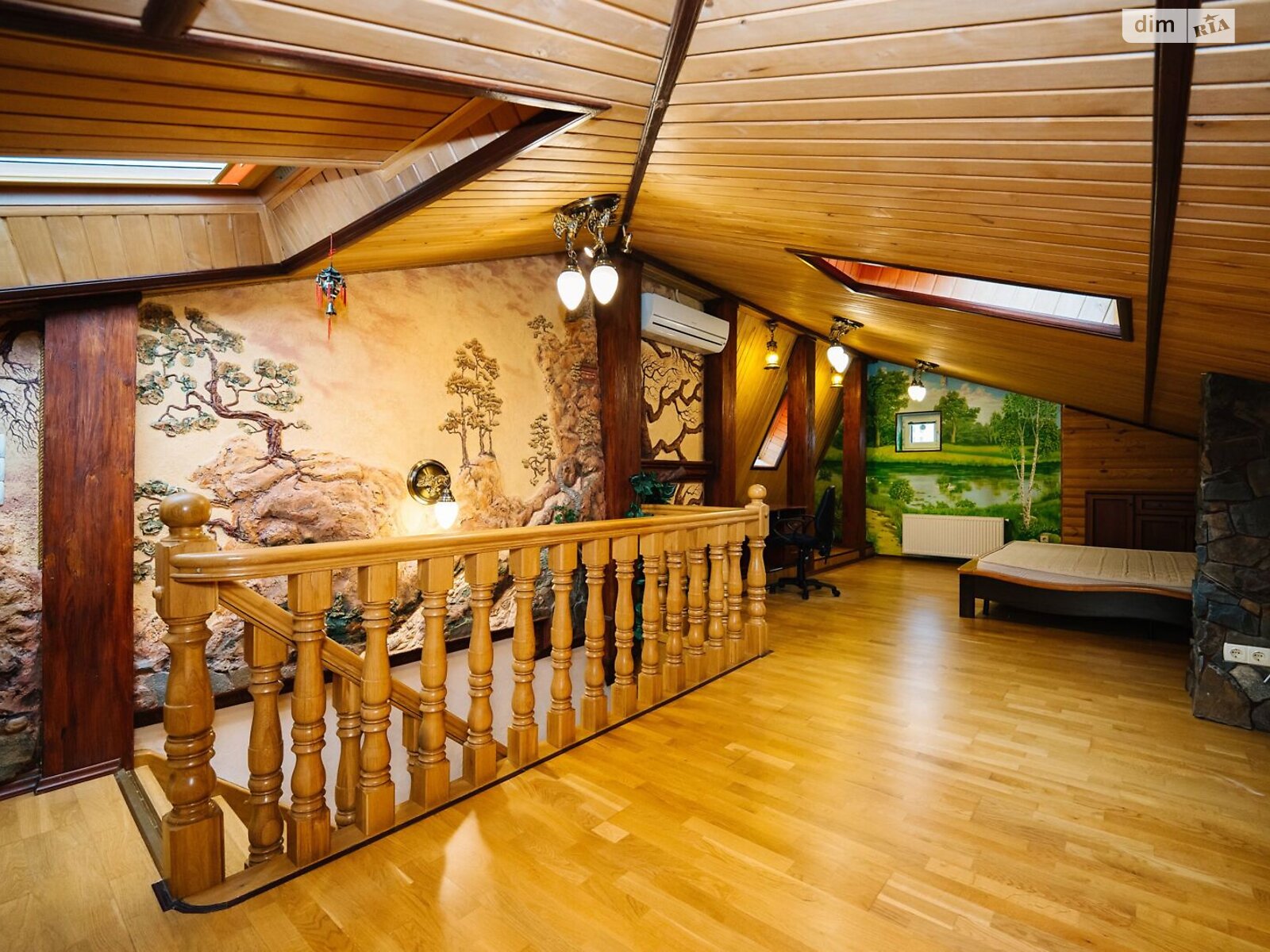 Продажа пятикомнатной квартиры в Луцке, на ул. Александра Валенты 6, кв. 5, район Центр фото 1