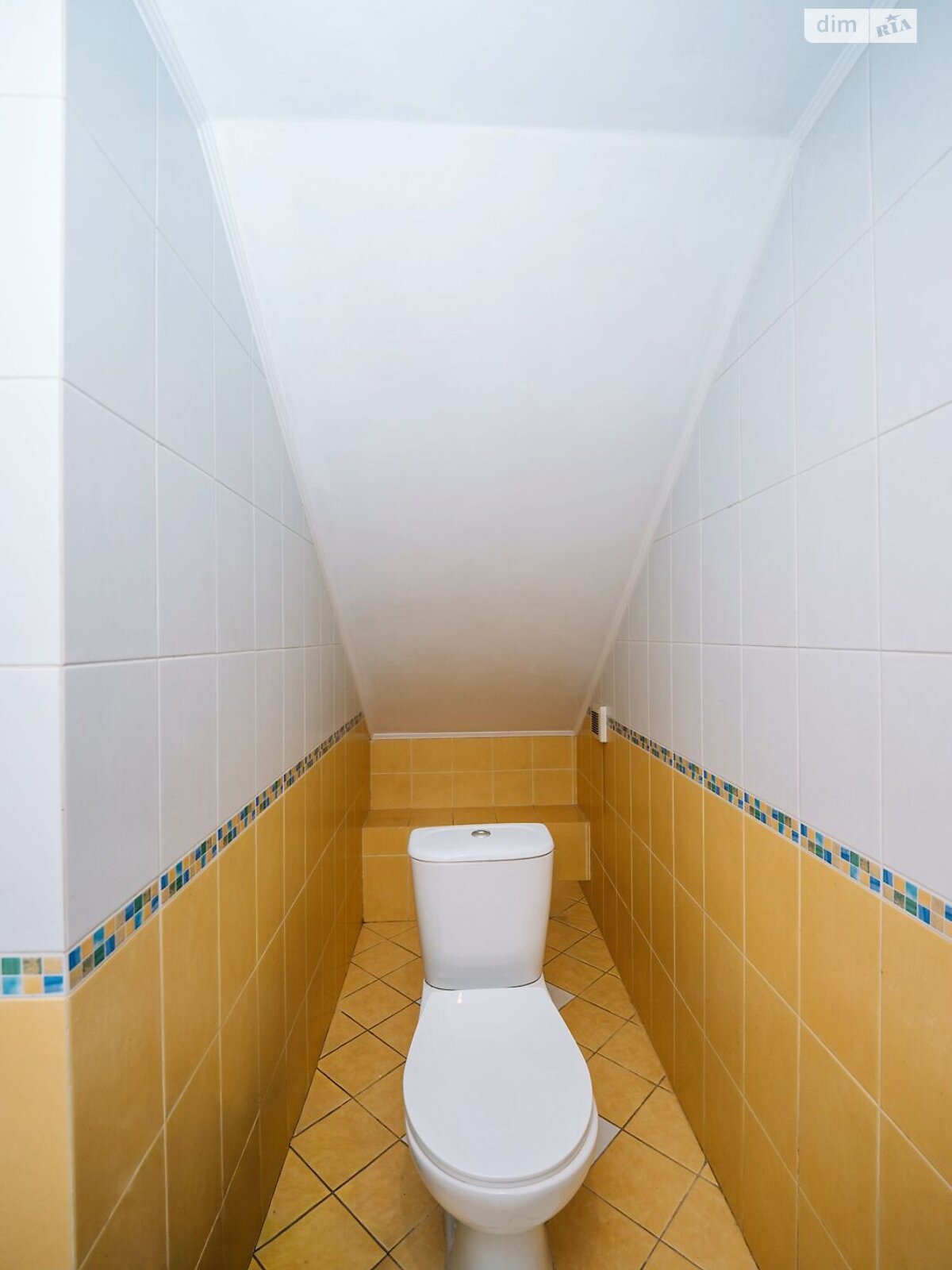 Продажа пятикомнатной квартиры в Луцке, на ул. Александра Валенты 6, кв. 5, район Центр фото 1