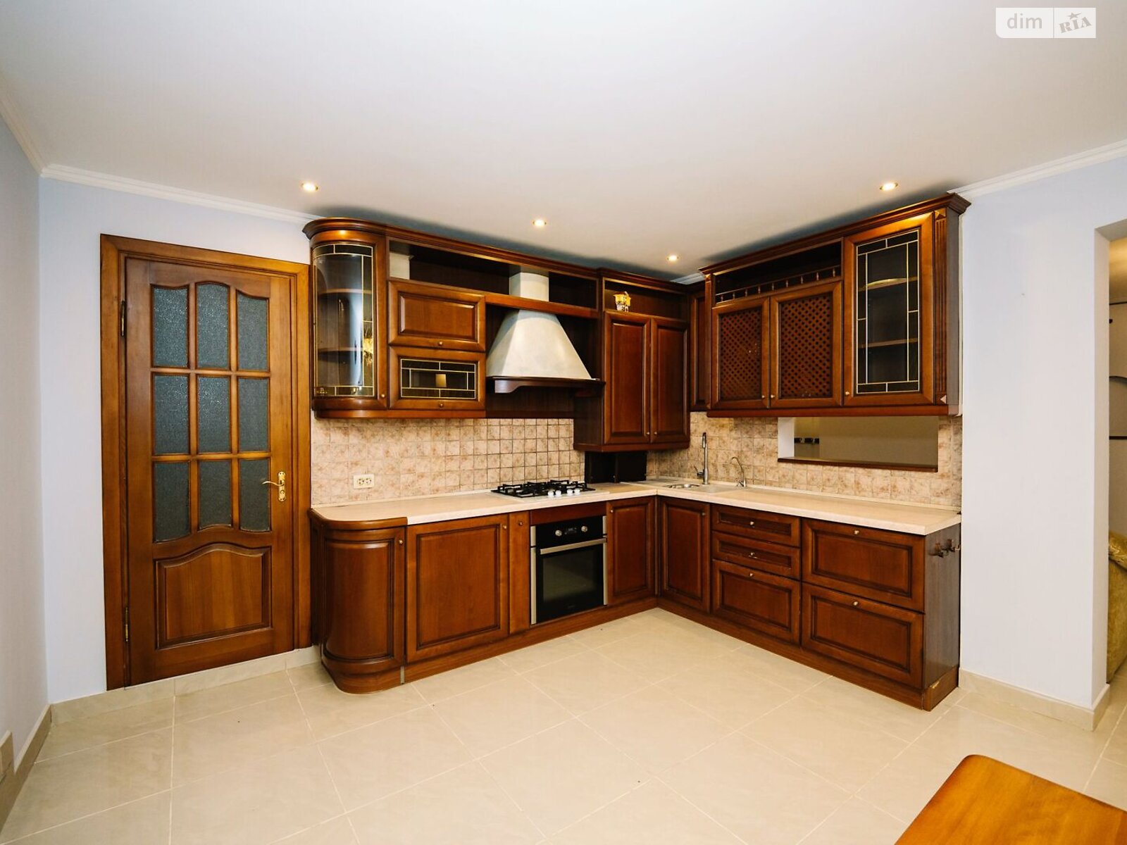 Продажа пятикомнатной квартиры в Луцке, на ул. Александра Валенты 6, кв. 5, район Центр фото 1