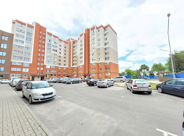 Продажа трехкомнатной квартиры в Луцке, на ул. Арцеулова 14, район Центр фото 1 Продажа трехкомнатной квартиры в Луцке, на ул. Арцеулова 14, район Центр фото 1