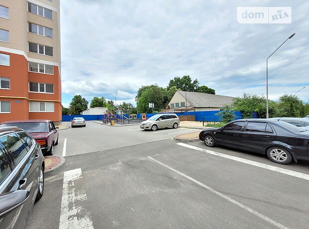Продажа трехкомнатной квартиры в Луцке, на ул. Арцеулова 14, район Центр фото 1 Продажа трехкомнатной квартиры в Луцке, на ул. Арцеулова 14, район Центр фото 1
