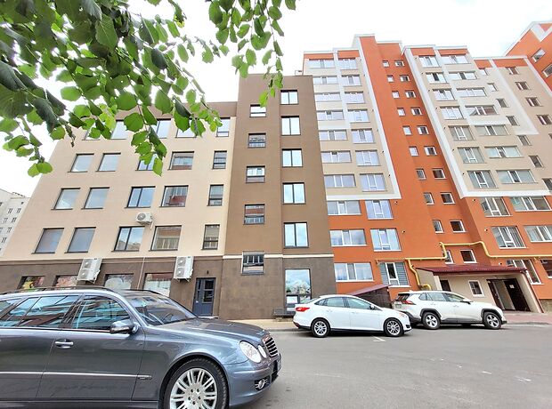 Продажа трехкомнатной квартиры в Луцке, на ул. Арцеулова 14, район Центр фото 1 Продажа трехкомнатной квартиры в Луцке, на ул. Арцеулова 14, район Центр фото 1