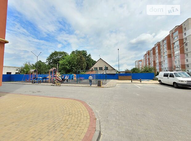 Продажа трехкомнатной квартиры в Луцке, на ул. Арцеулова 14, район Центр фото 1 Продажа трехкомнатной квартиры в Луцке, на ул. Арцеулова 14, район Центр фото 1