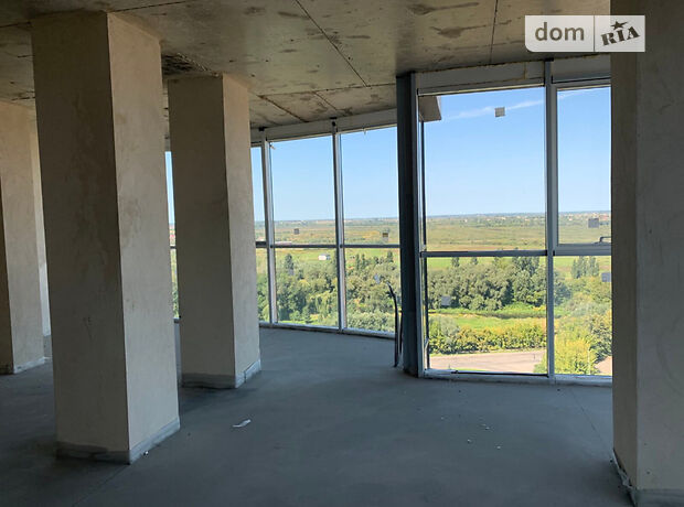 Продажа пятикомнатной квартиры в Луцке, на ул. Яровица район Центр фото 1 Продажа пятикомнатной квартиры в Луцке, на ул. Яровица район Центр фото 1