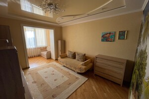 Продажа однокомнатной квартиры в Луцке, на ул. Франко Ивана 44В, район Центр фото 2