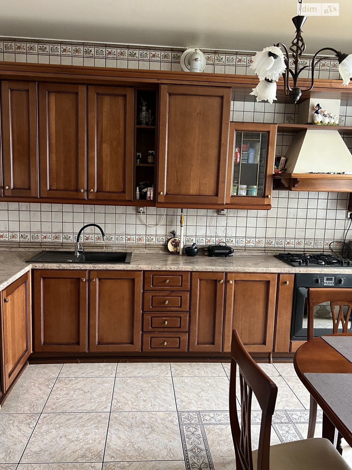 Продаж п`ятикімнатної квартири в Луцьку, на вул. Коперника, район Центр фото 1 Продаж п`ятикімнатної квартири в Луцьку, на вул. Коперника, район Центр фото 1