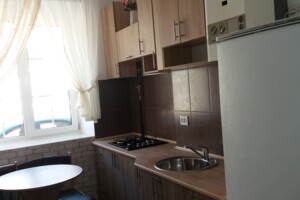 Продаж двокімнатної квартири в Луцьку, на вул. Кривий Вал, район Центр фото 2
