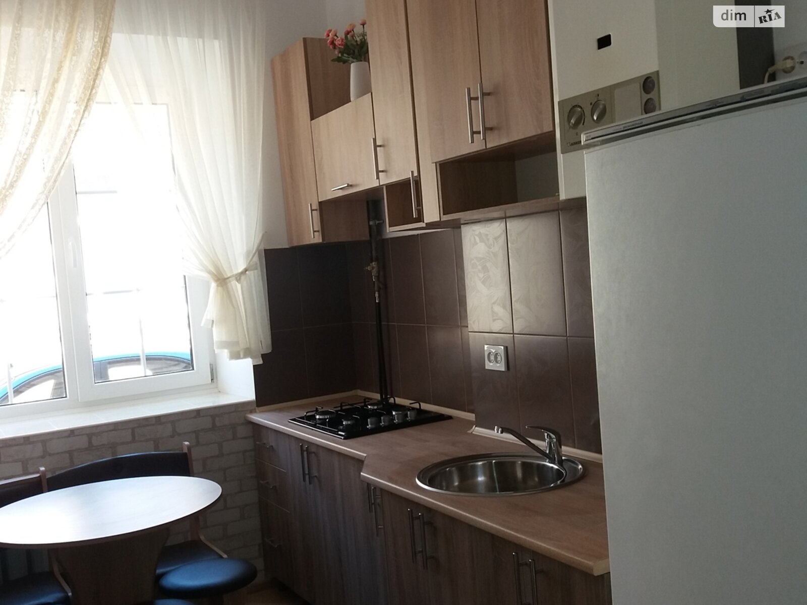 Продаж двокімнатної квартири в Луцьку, на вул. Кривий Вал, район Центр фото 1 Продаж двокімнатної квартири в Луцьку, на вул. Кривий Вал, район Центр фото 1