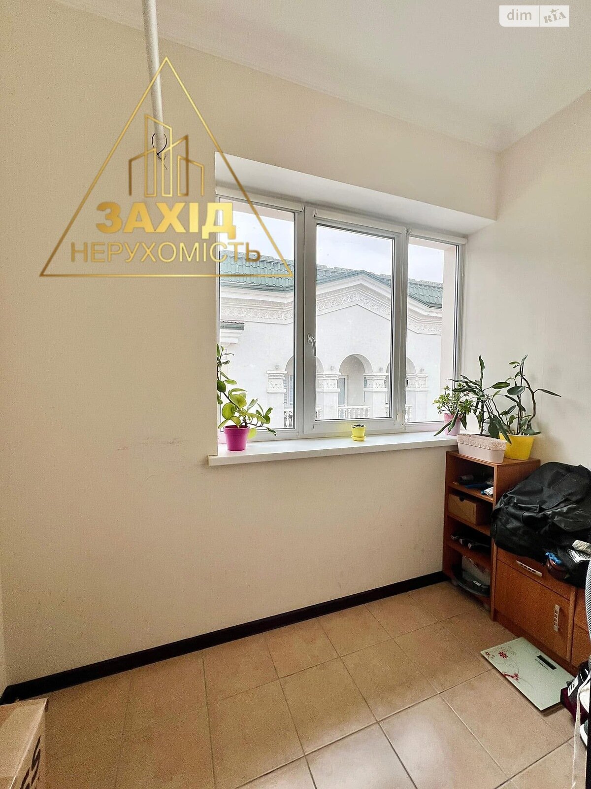 Продажа двухкомнатной квартиры в Луцке, на ул. Крылова 4, район Центр фото 1 Продажа двухкомнатной квартиры в Луцке, на ул. Крылова 4, район Центр фото 1