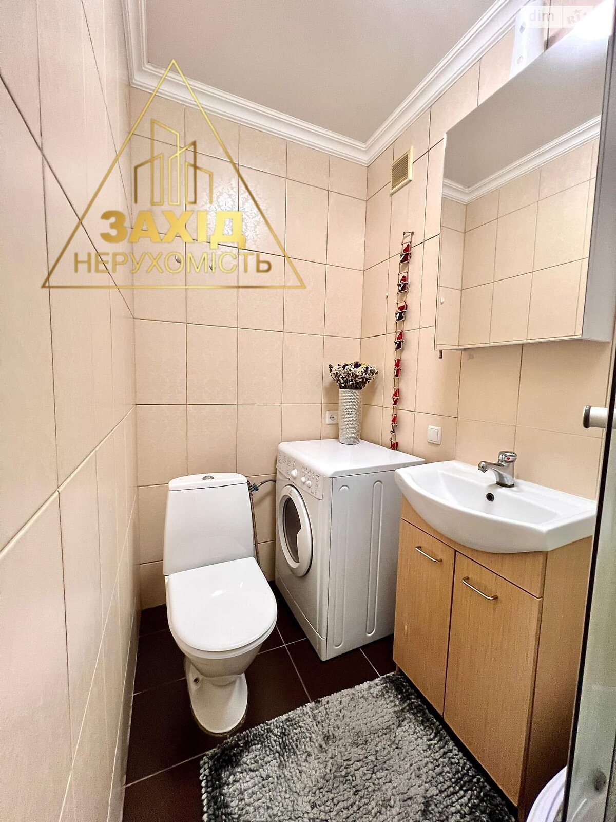 Продажа двухкомнатной квартиры в Луцке, на ул. Крылова 4, район Центр фото 1 Продажа двухкомнатной квартиры в Луцке, на ул. Крылова 4, район Центр фото 1