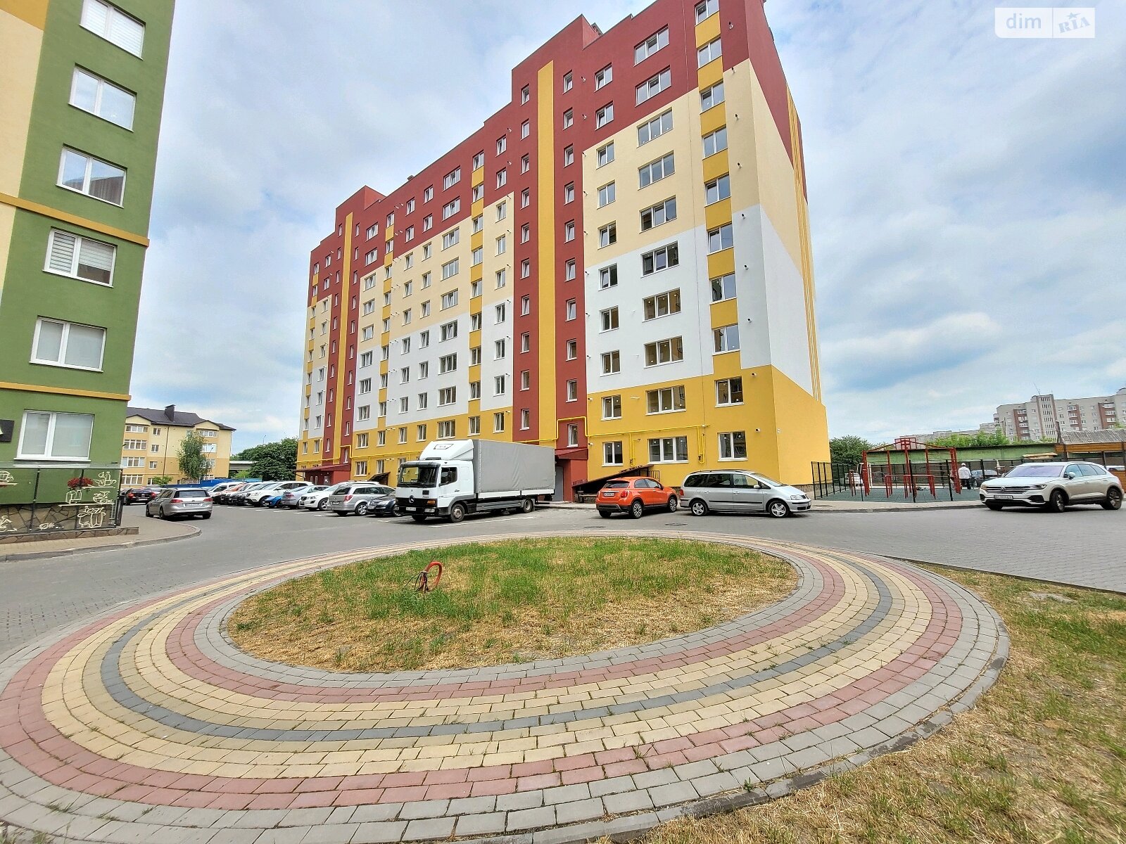Продаж двокімнатної квартири в Луцьку, на просп. Перемоги, район Центр фото 1