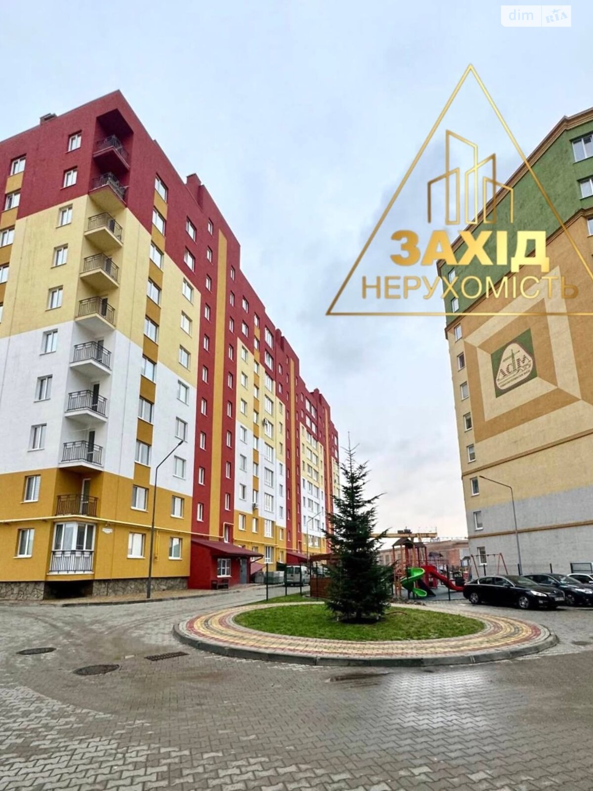 Продаж однокімнатної квартири в Луцьку, на просп. Перемоги 32А, район Центр фото 1 Продаж однокімнатної квартири в Луцьку, на просп. Перемоги 32А, район Центр фото 1