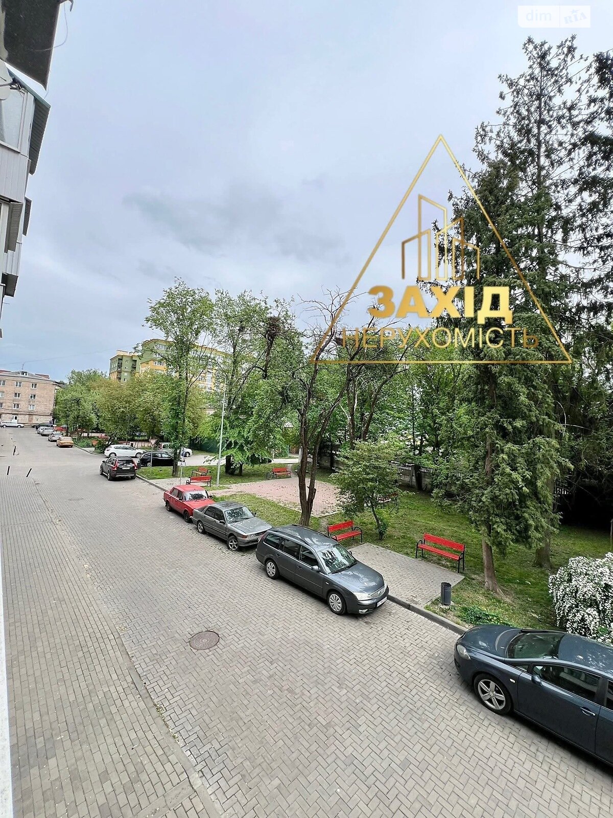 Продаж двокімнатної квартири в Луцьку, на просп. Перемоги 22, район Центр фото 1 Продаж двокімнатної квартири в Луцьку, на просп. Перемоги 22, район Центр фото 1