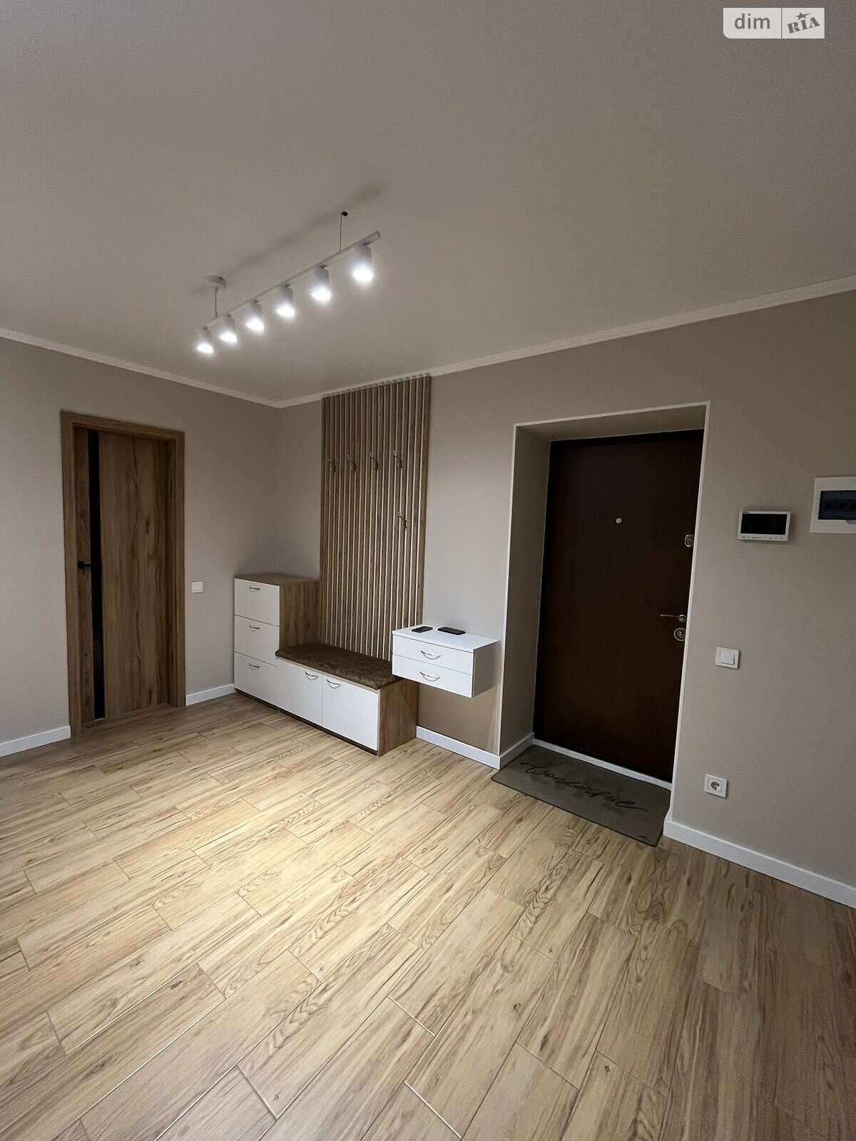 Продажа двухкомнатной квартиры в Луцке, на просп. Победы 34Б, район Центр фото 1