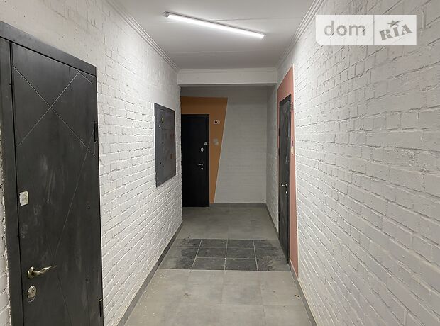 Продажа двухкомнатной квартиры в Луцке, на ул. Привокзальная район Центр фото 1 Продажа двухкомнатной квартиры в Луцке, на ул. Привокзальная район Центр фото 1