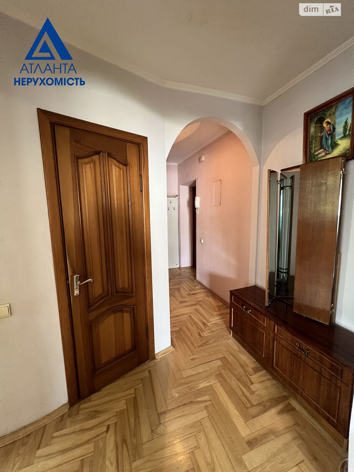 Продаж двокімнатної квартири в Луцьку, на вул. Привокзальна 9, район Центр фото 1 Продаж двокімнатної квартири в Луцьку, на вул. Привокзальна 9, район Центр фото 1