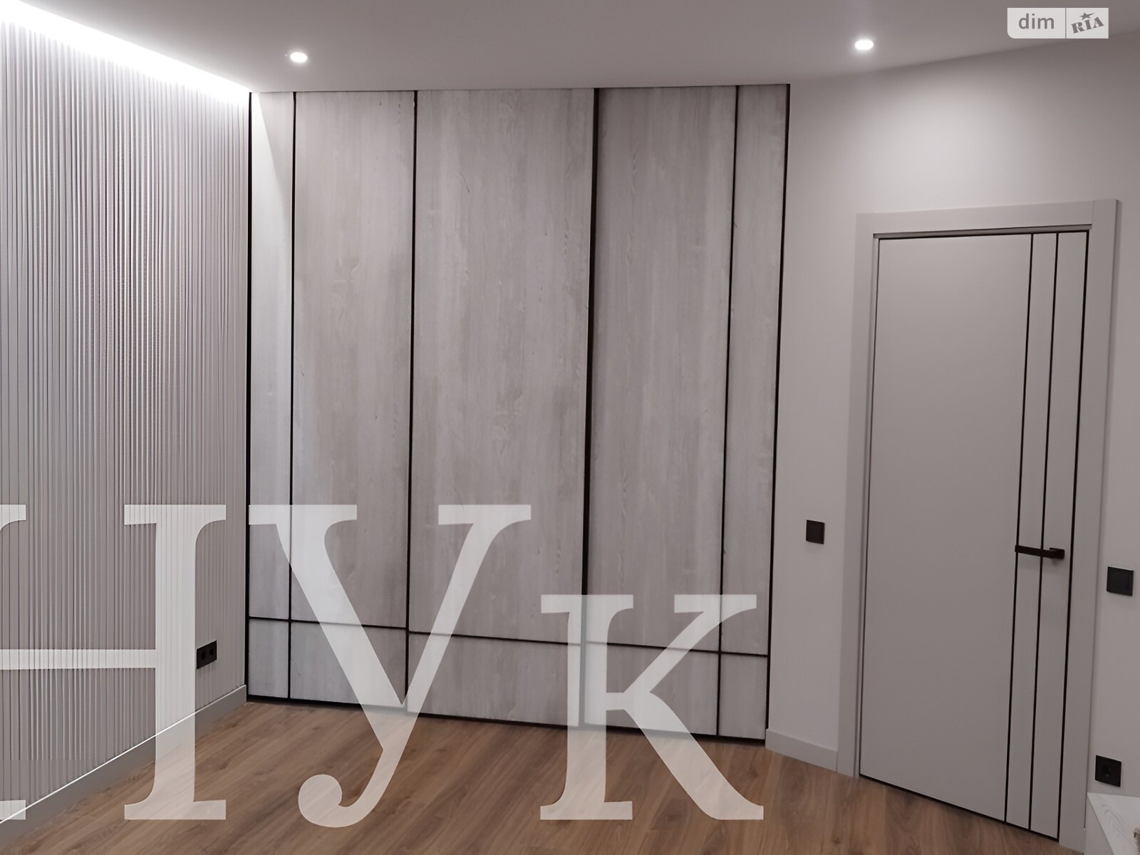 Продажа однокомнатной квартиры в Луцке, на ул. Ровенская, район Центр фото 1 Продажа однокомнатной квартиры в Луцке, на ул. Ровенская, район Центр фото 1