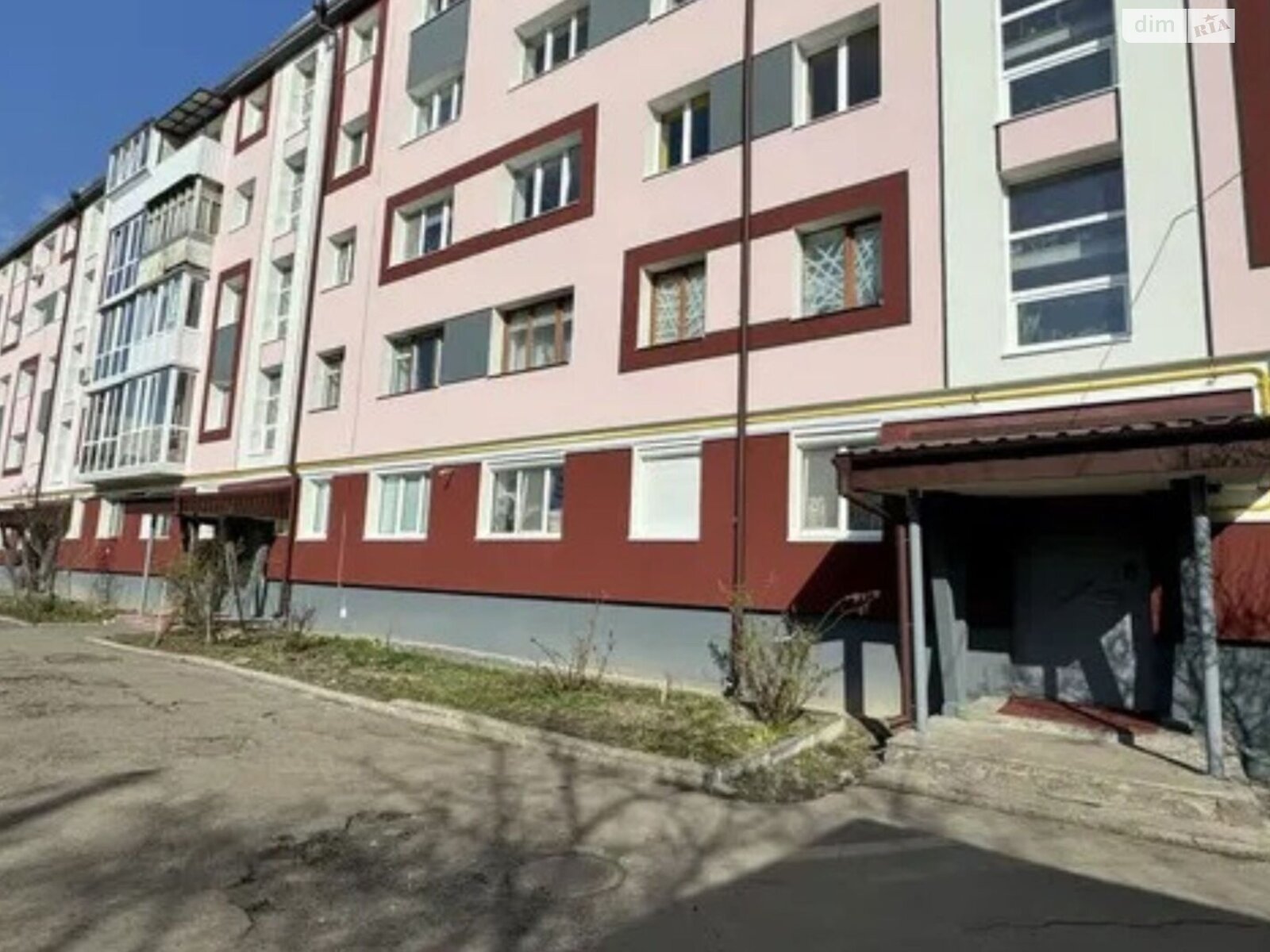 Продаж трикімнатної квартири в Луцьку, на просп. Волі, район Центр фото 1