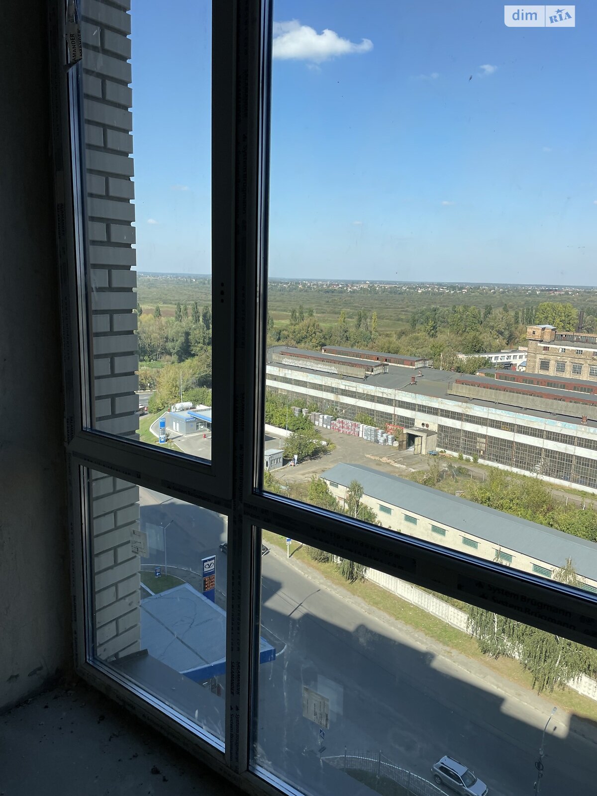 Продажа трехкомнатной квартиры в Луцке, на ул. Яровица 11, район Центр фото 1 Продажа трехкомнатной квартиры в Луцке, на ул. Яровица 11, район Центр фото 1