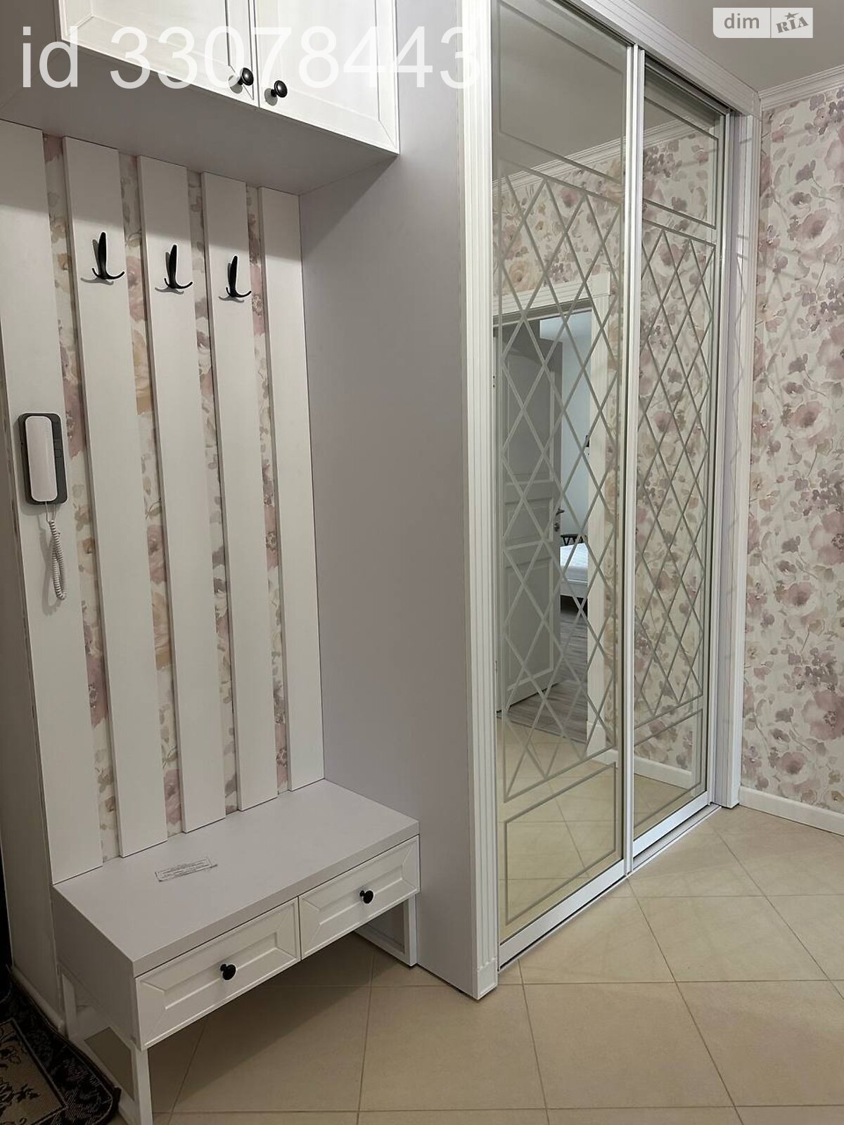 Продажа двухкомнатной квартиры в Луцке, на ул. Яровица 13, район Центр фото 1 Продажа двухкомнатной квартиры в Луцке, на ул. Яровица 13, район Центр фото 1