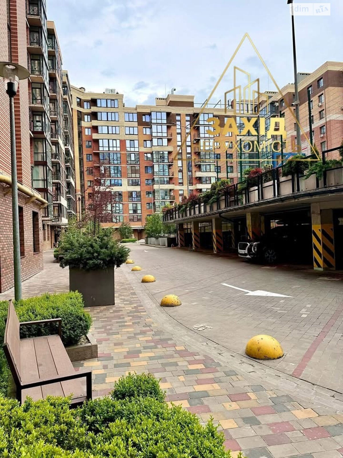 Продажа двухкомнатной квартиры в Луцке, на ул. Яровица 11, район Центр фото 1