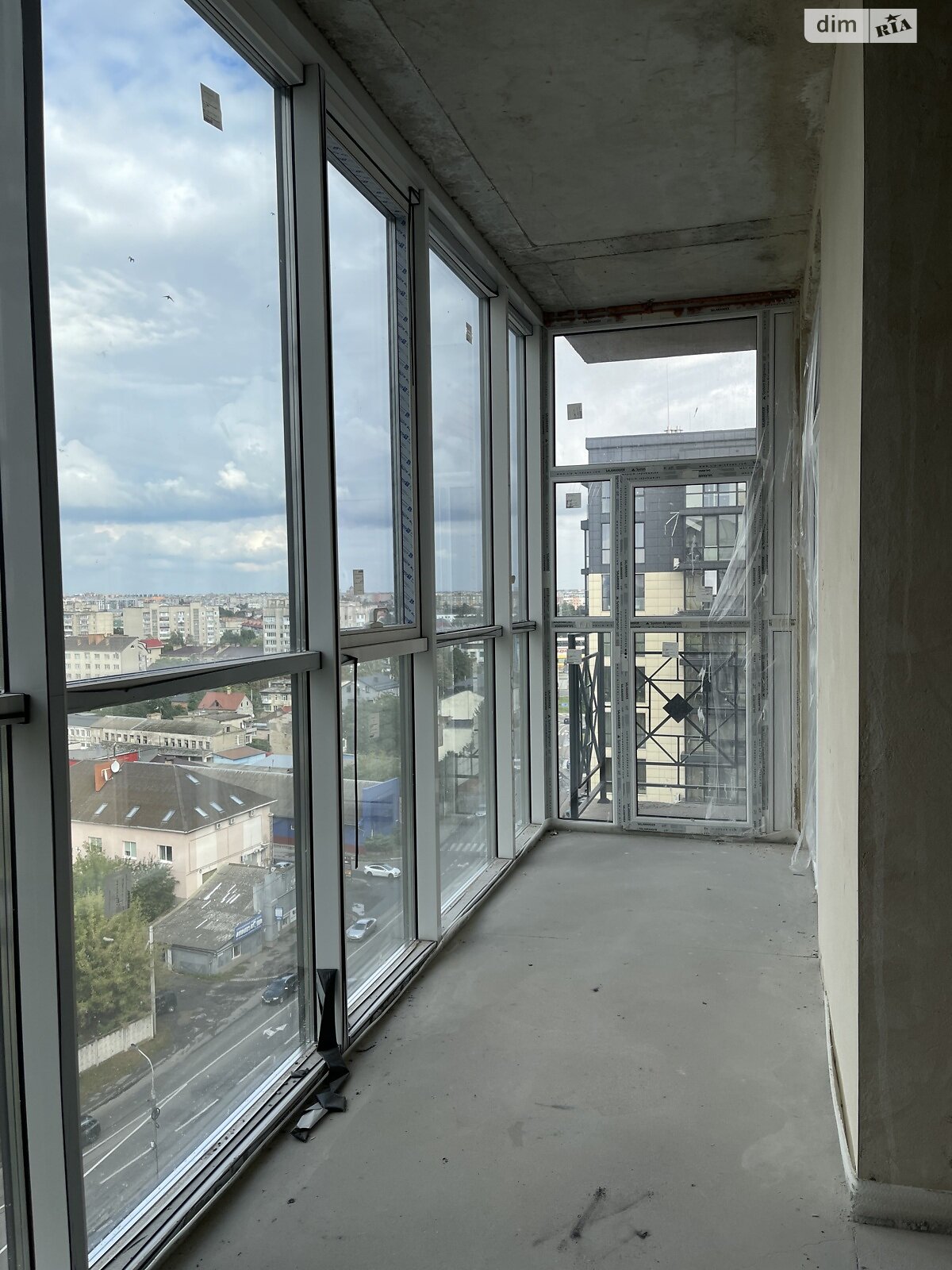 Продажа двухкомнатной квартиры в Луцке, на ул. Яровица 9, район Центр фото 1 Продажа двухкомнатной квартиры в Луцке, на ул. Яровица 9, район Центр фото 1