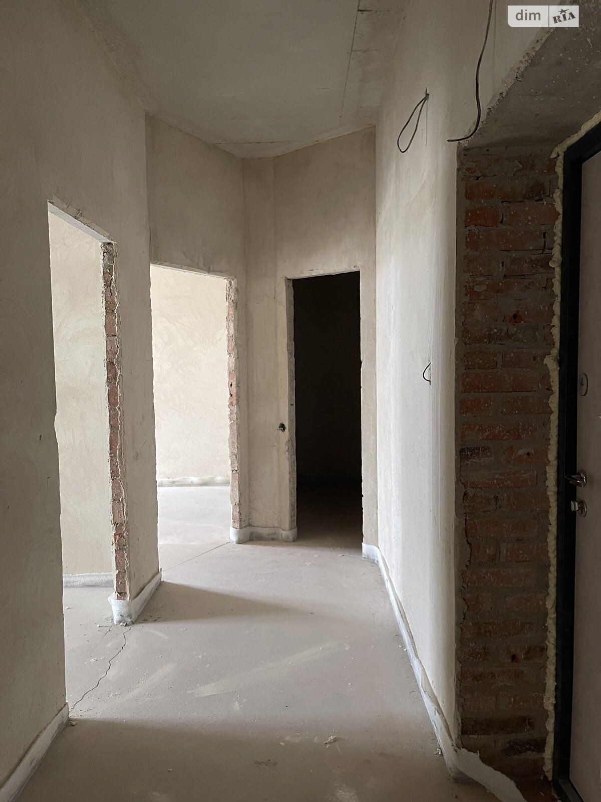 Продажа двухкомнатной квартиры в Луцке, на ул. Яровица 9, район Центр фото 1 Продажа двухкомнатной квартиры в Луцке, на ул. Яровица 9, район Центр фото 1